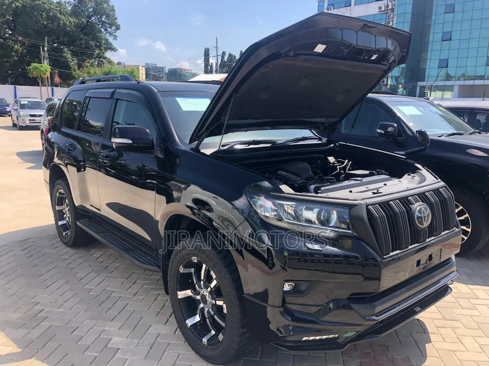 Toyota Land Cruiser Prado 2.8 2017 Black