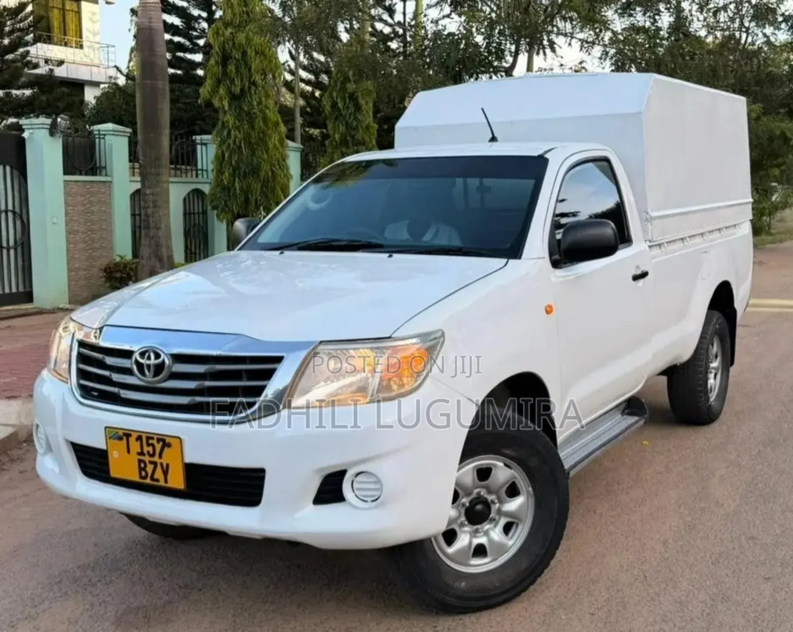 Toyota Hilux 2012 White