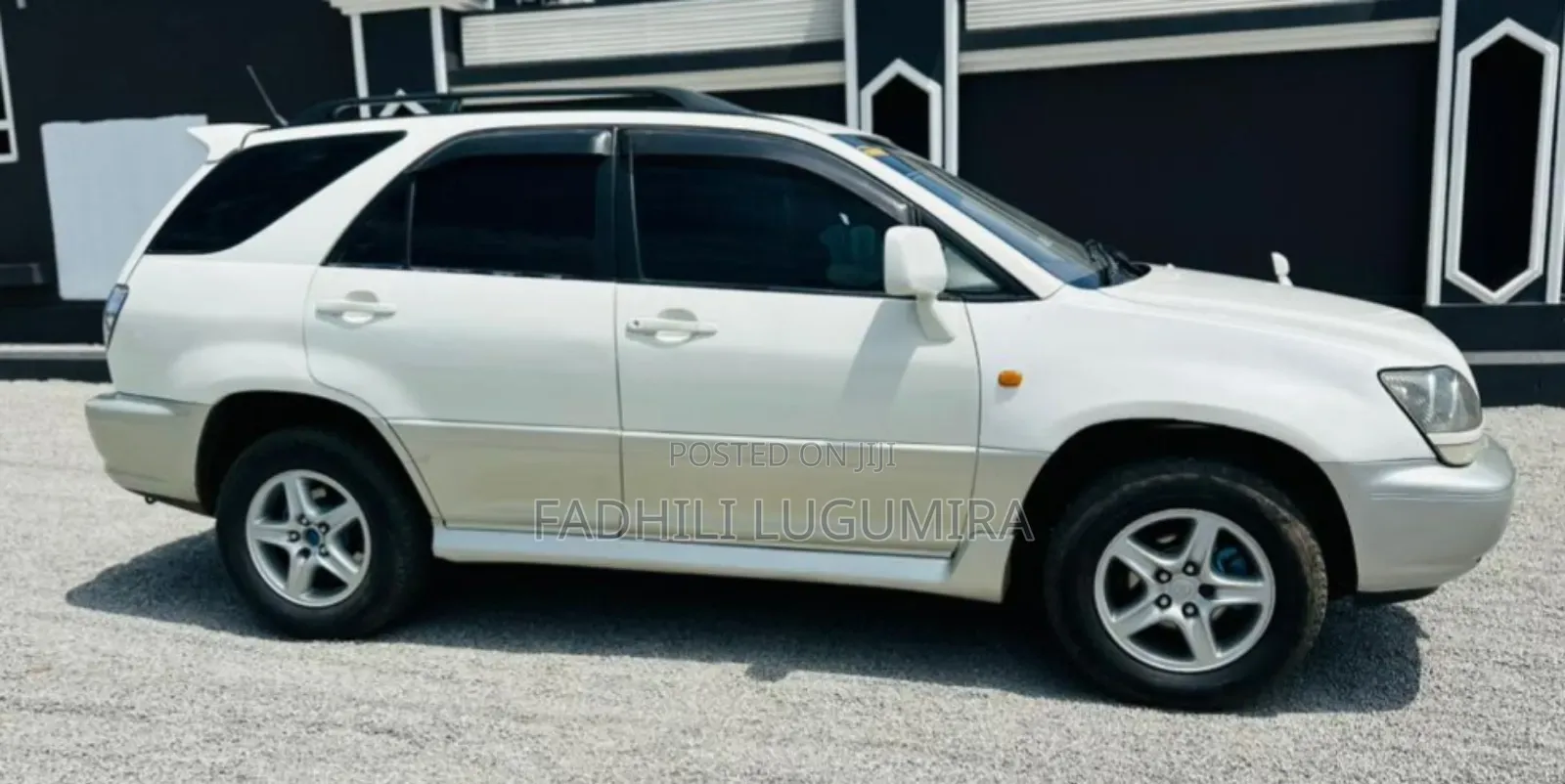 Toyota Harrier 2002 White