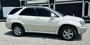 Toyota Harrier 2002 White