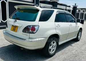 Toyota Harrier 2002 White