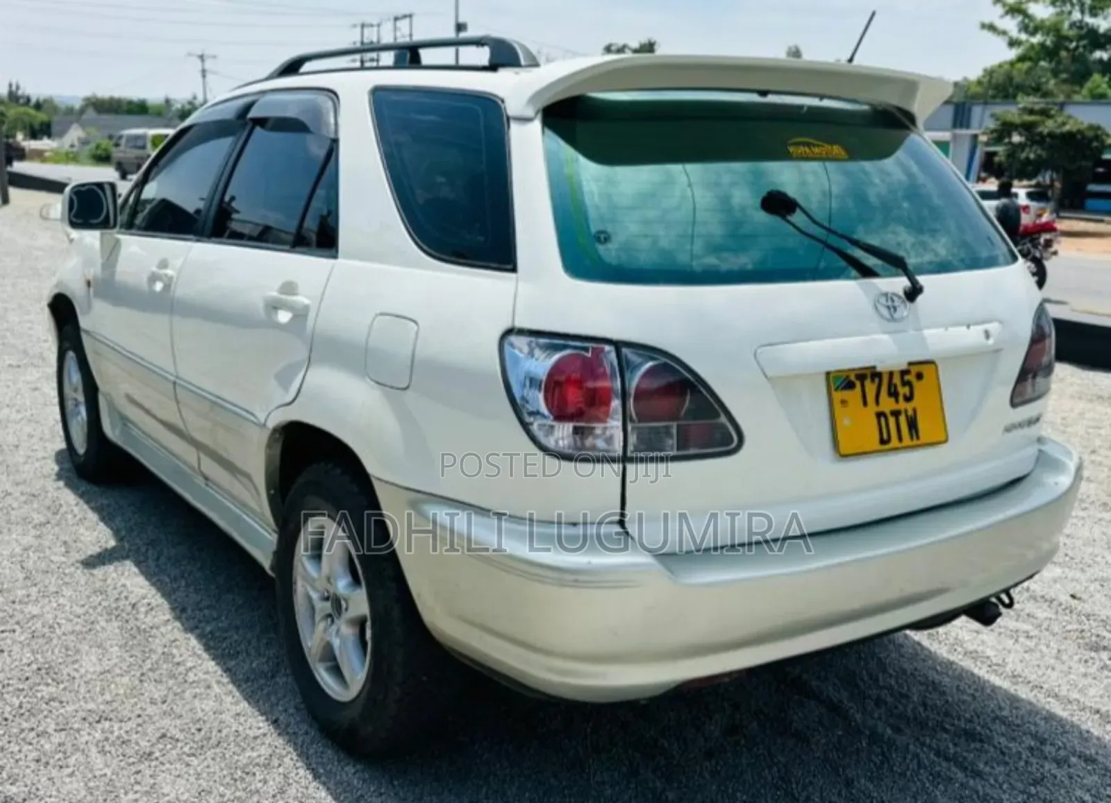 Toyota Harrier 2002 White