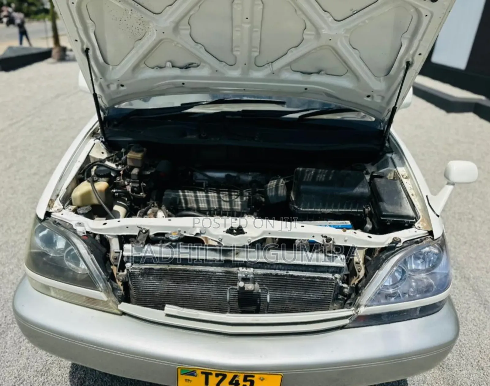 Toyota Harrier 2002 White
