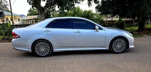Toyota Crown 2011 Silver