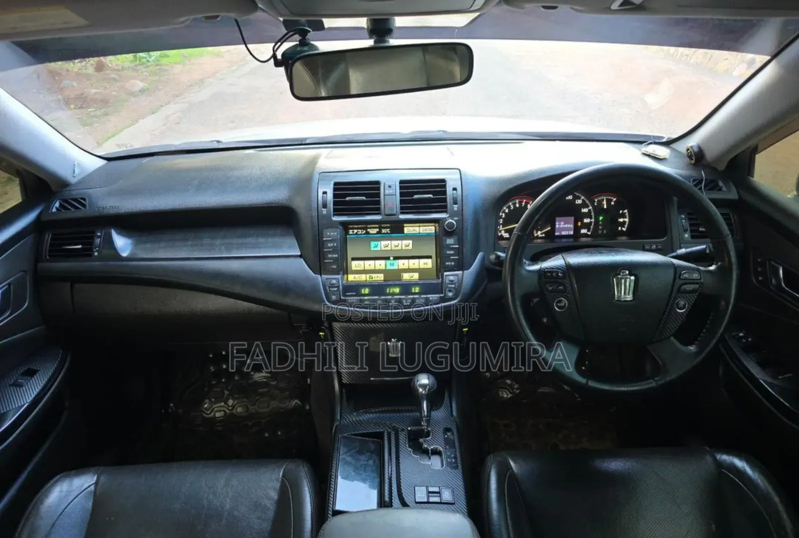 Toyota Crown 2011 Silver