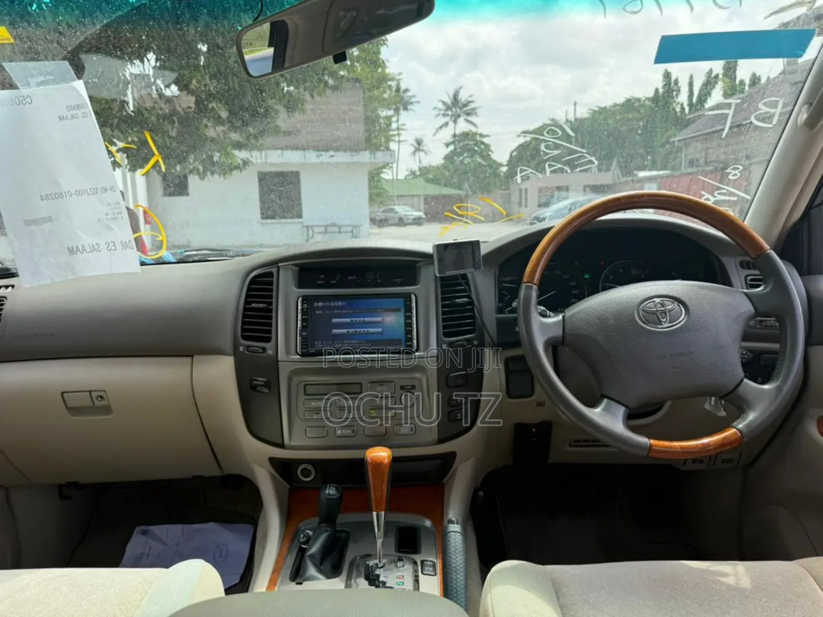 Toyota Land Cruiser 2006 White