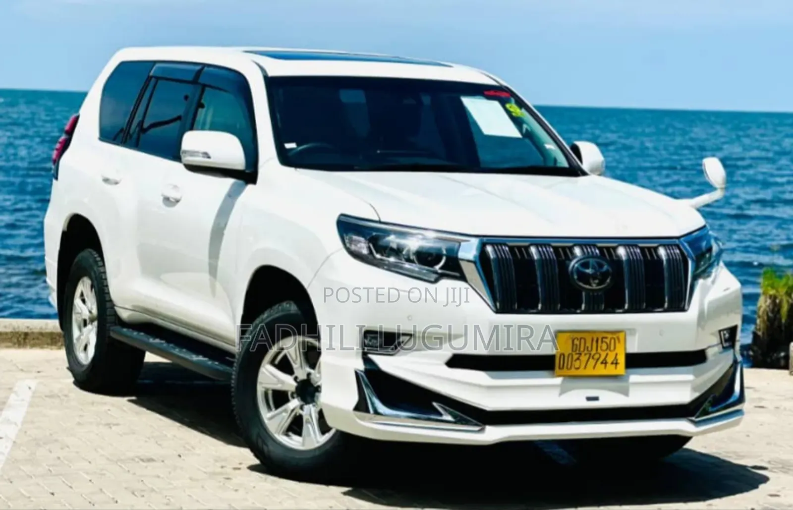 Toyota Land Cruiser Prado 2019 White