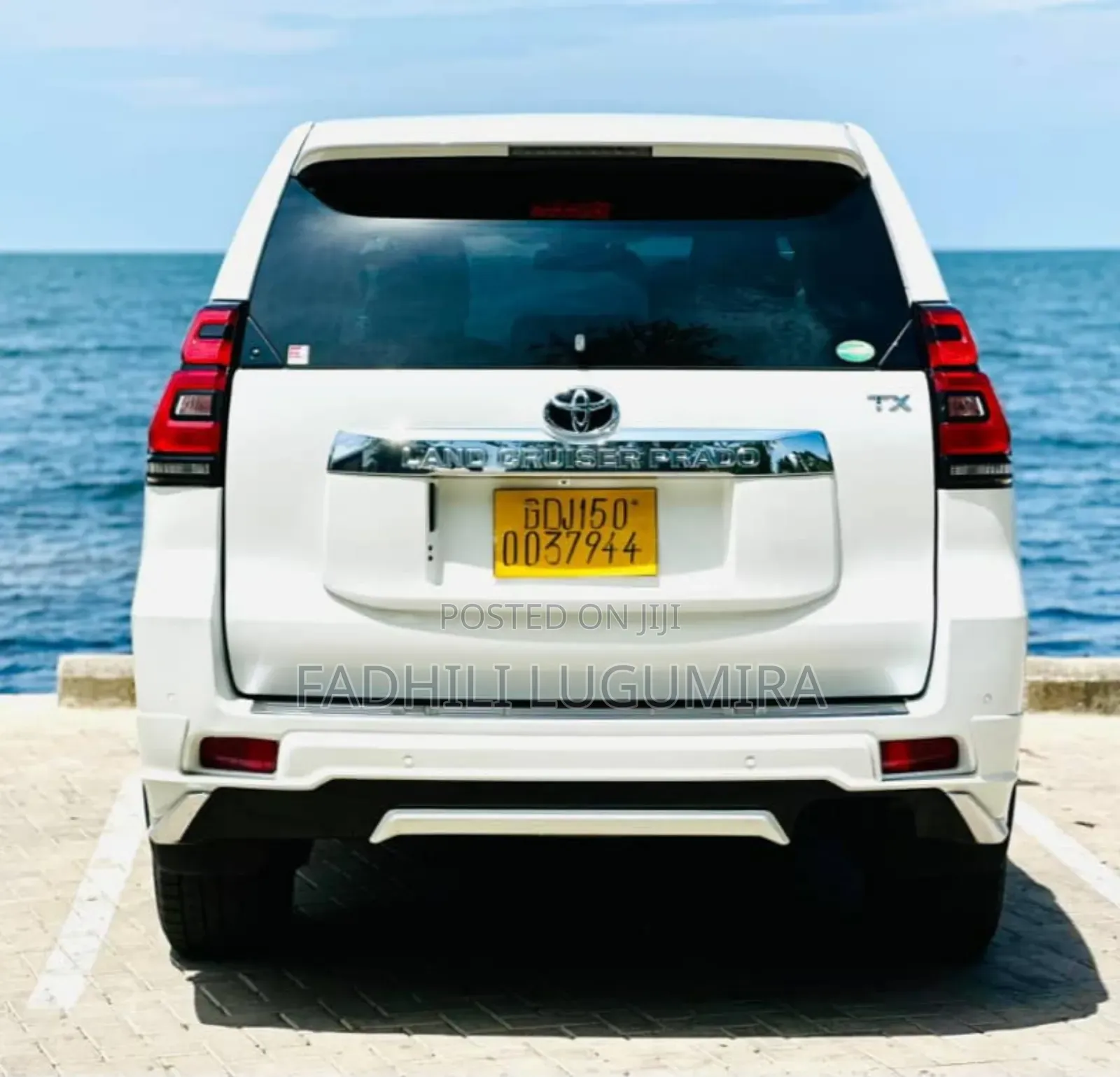 Toyota Land Cruiser Prado 2019 White