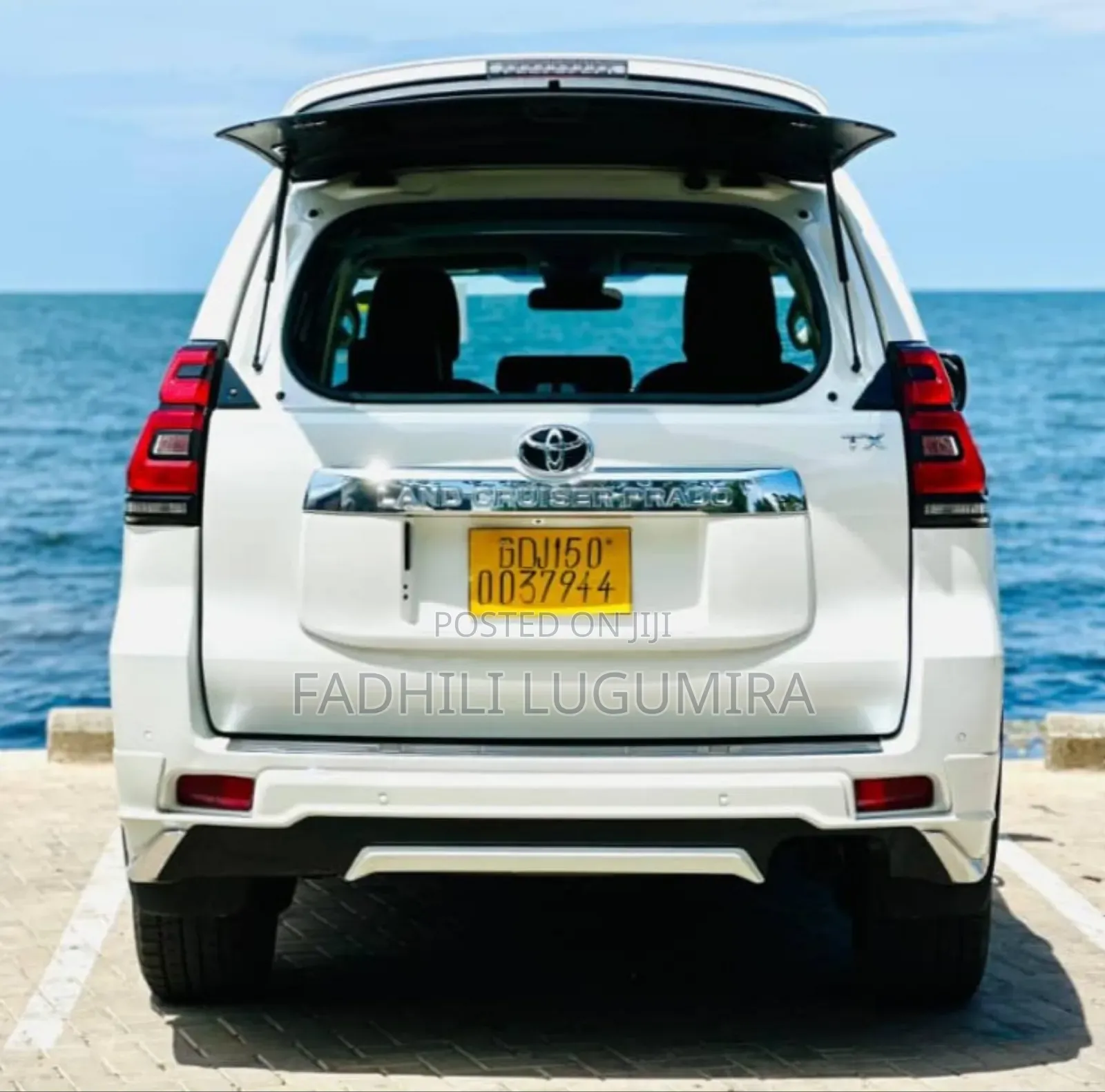 Toyota Land Cruiser Prado 2019 White