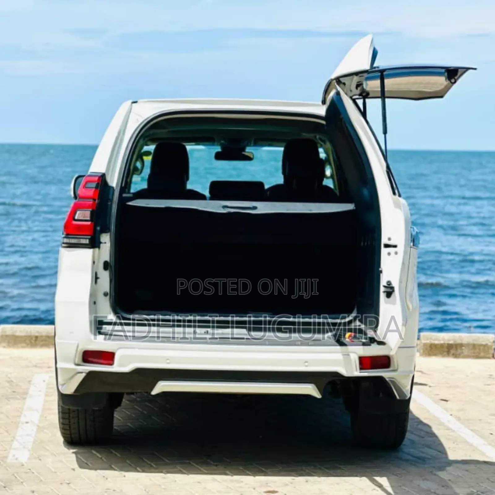 Toyota Land Cruiser Prado 2019 White