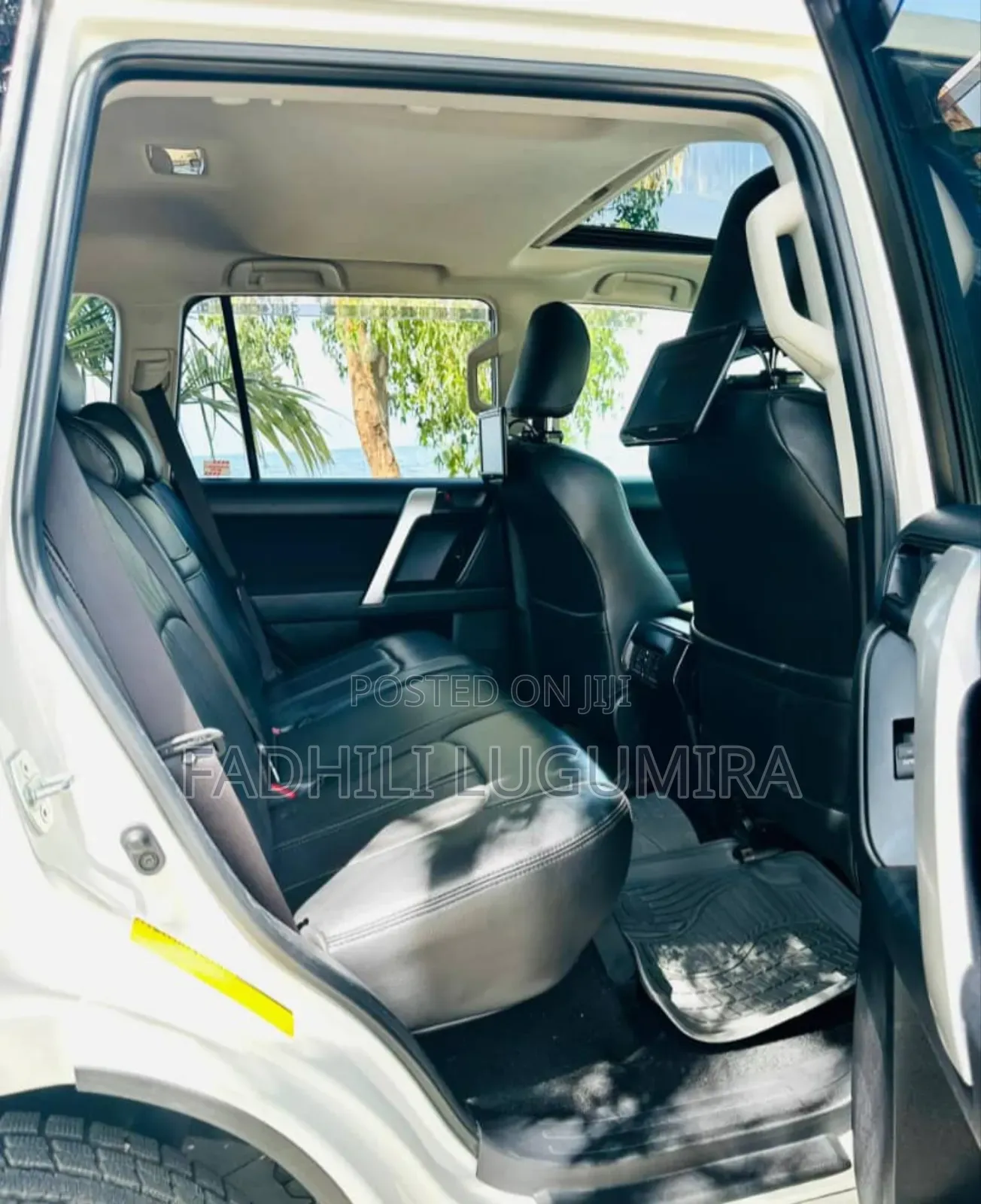 Toyota Land Cruiser Prado 2019 White