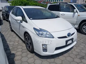 Toyota Prius 2012 White