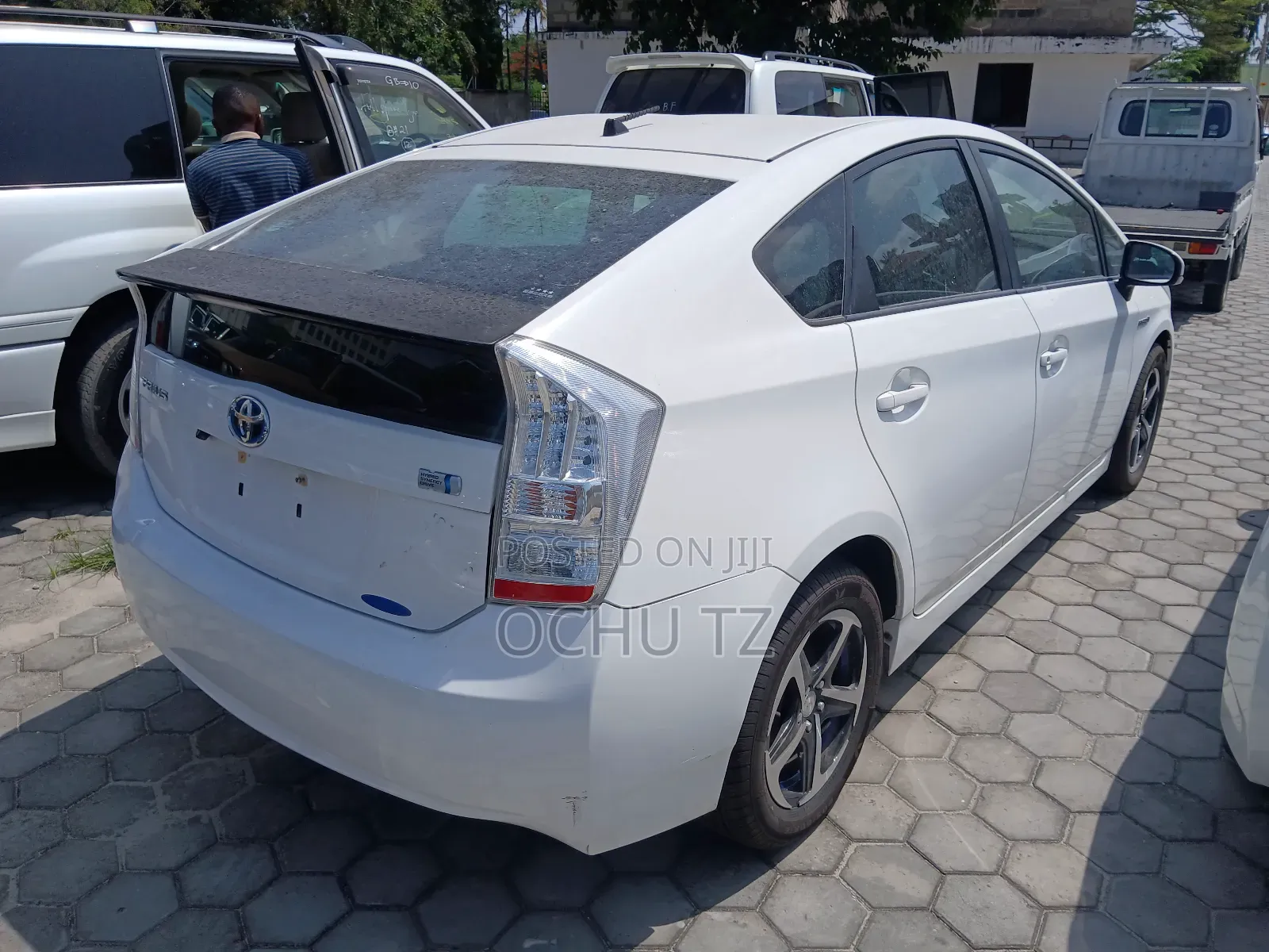 Toyota Prius 2012 White