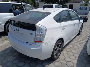 Toyota Prius 2012 White