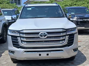 New Toyota Land Cruiser 2025 Silver