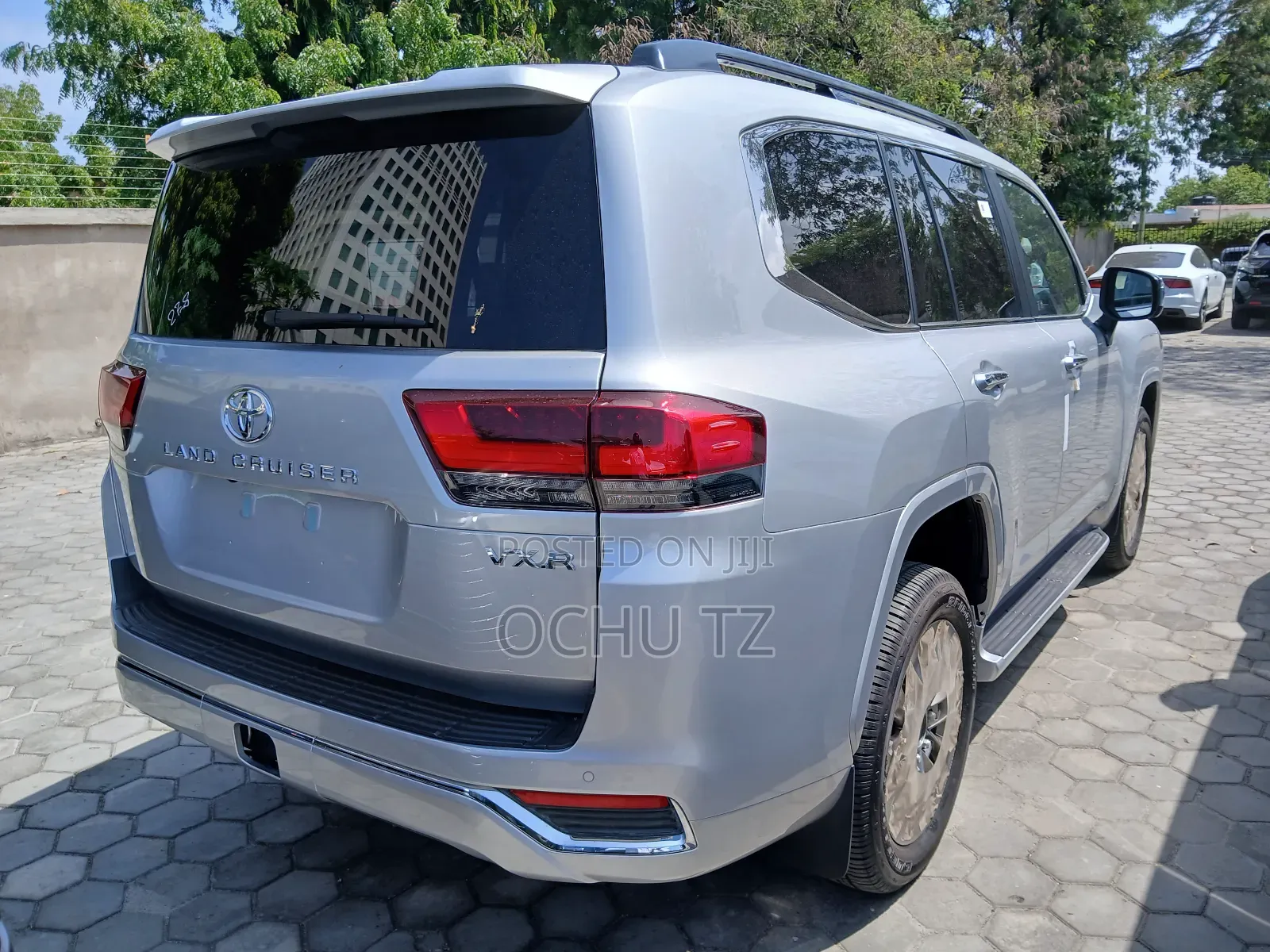 New Toyota Land Cruiser 2025 Silver