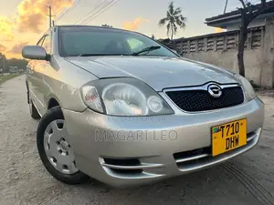 Toyota Corolla 2004 Gold