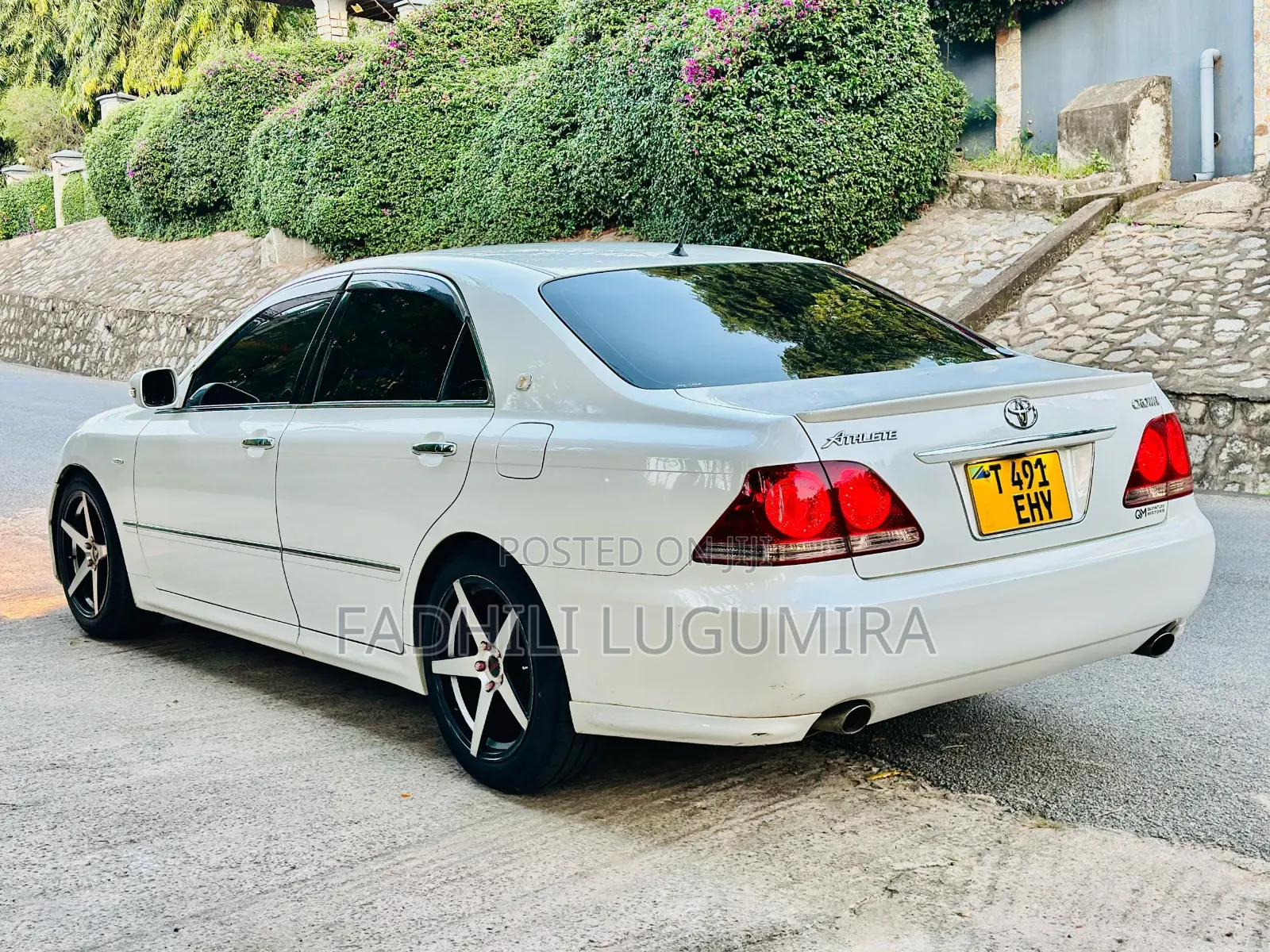 Toyota Crown 2006 White