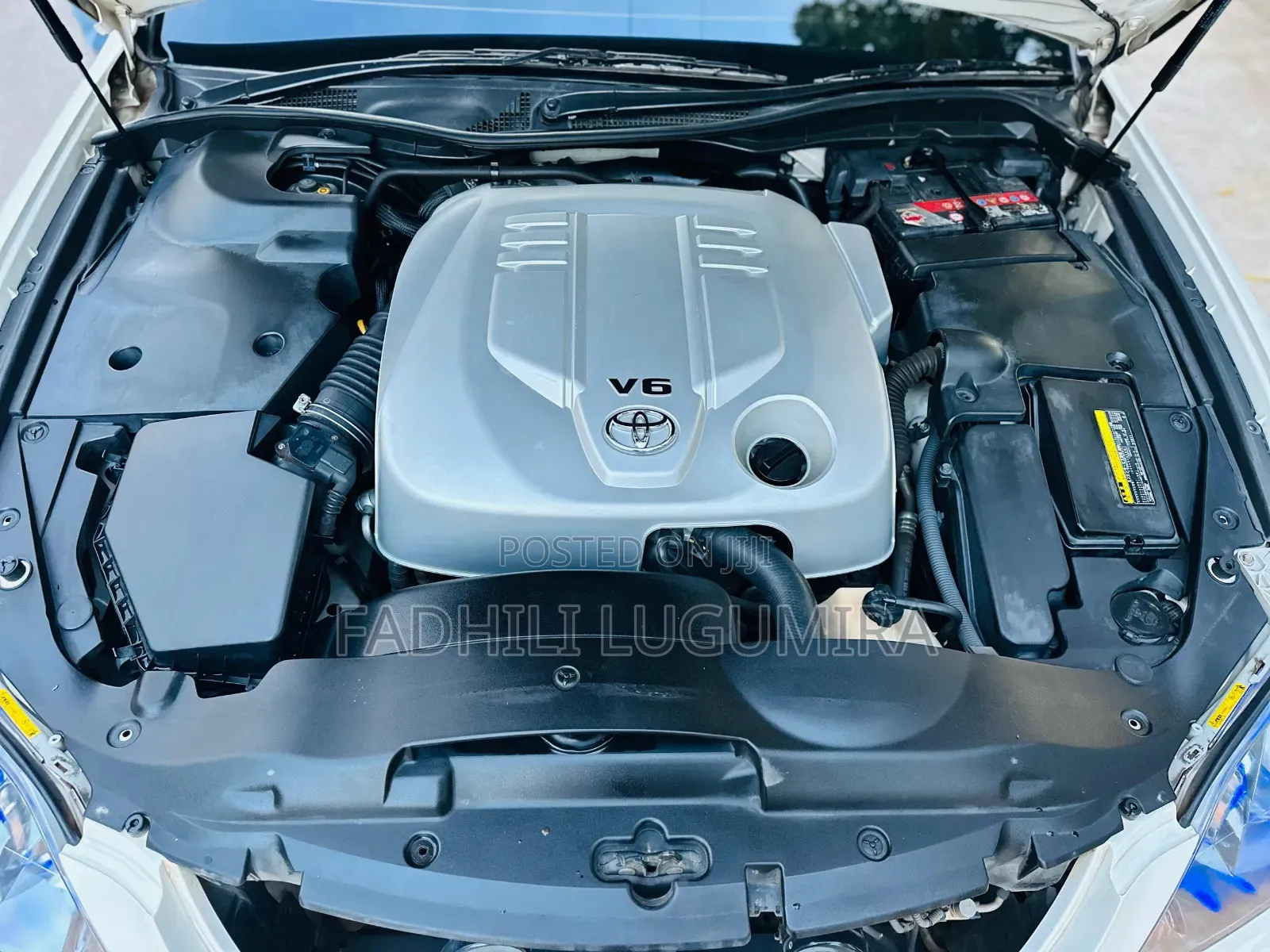 Toyota Crown 2006 White