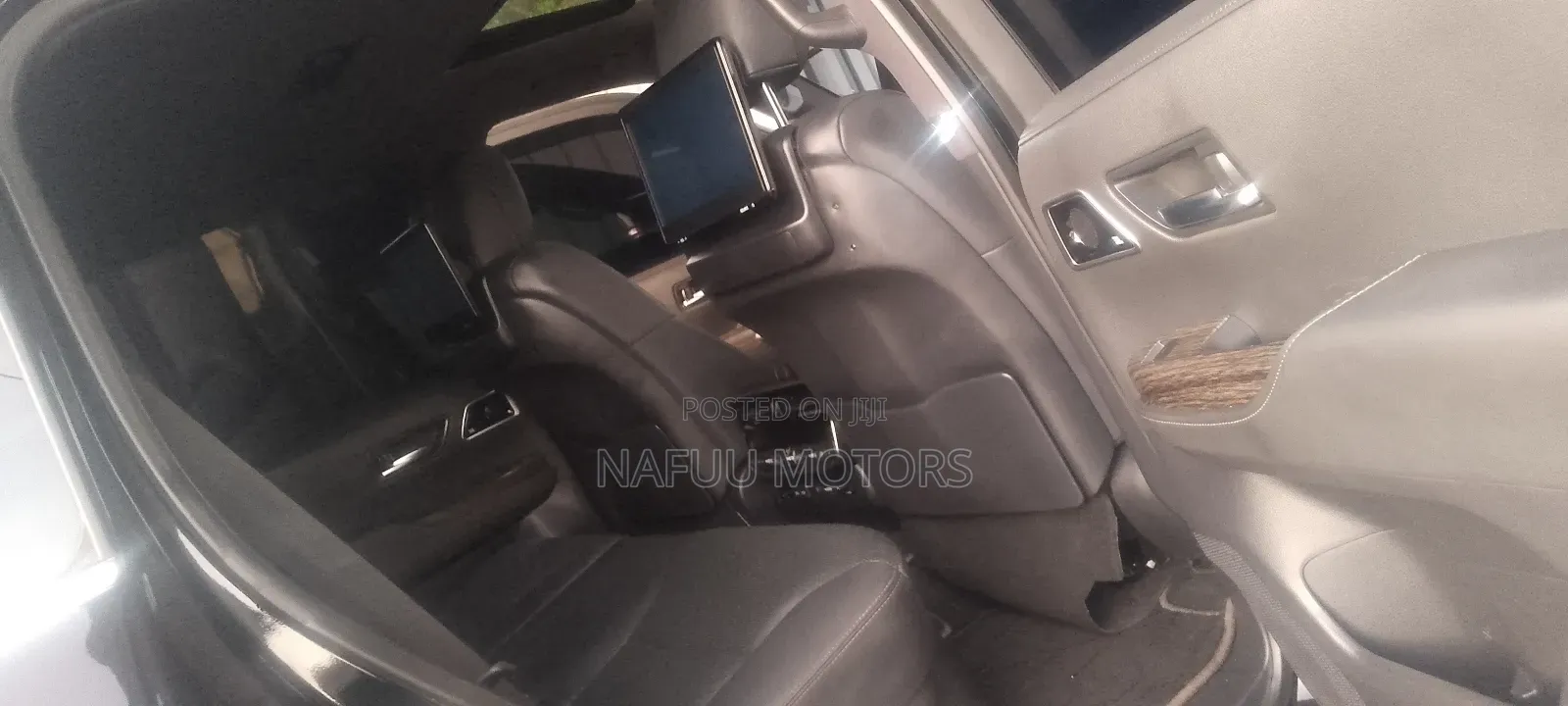 Toyota Land Cruiser 2024 Black