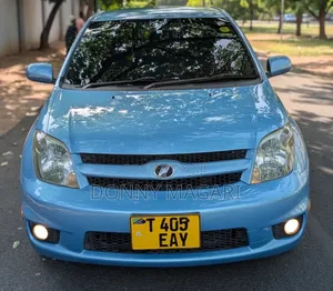 Toyota IST 2006 Blue