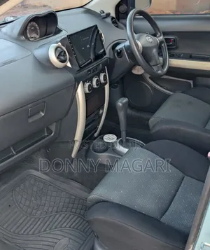 Toyota IST 2006 Blue