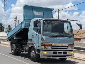 Mitsubishi Fuso Dump Truck