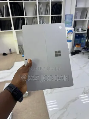 New Laptop Microsoft Surface Pro 4 8GB Intel Core I5 SSD 256GB