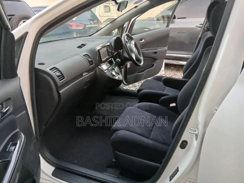 Toyota Wish 2006 White