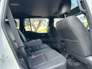Toyota Land Cruiser Prado 2025 White