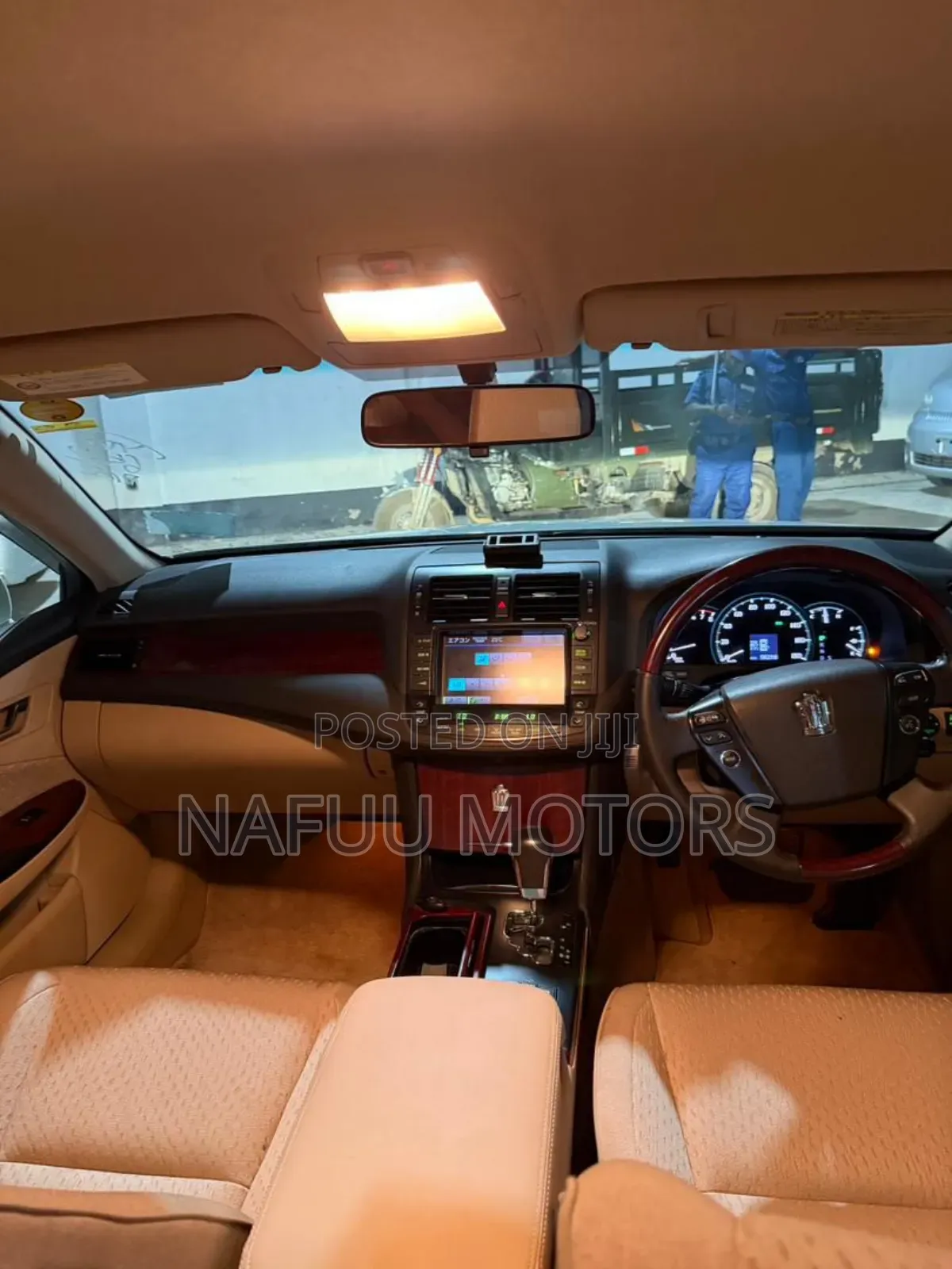 Toyota Crown 2009 White