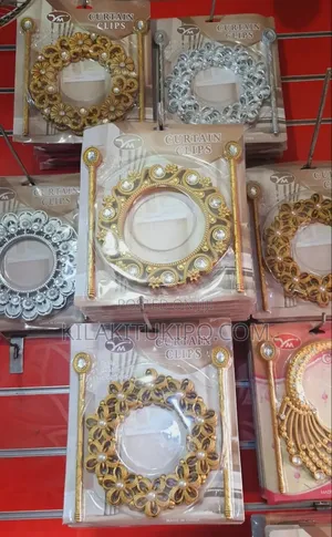 Ym-Curtain Clips Gold Silver Available