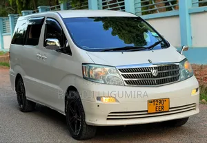 Toyota Harrier 2005 White