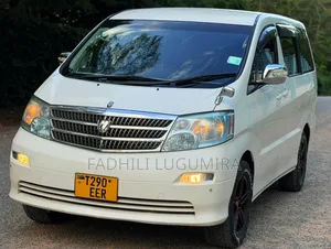 Toyota Harrier 2005 White