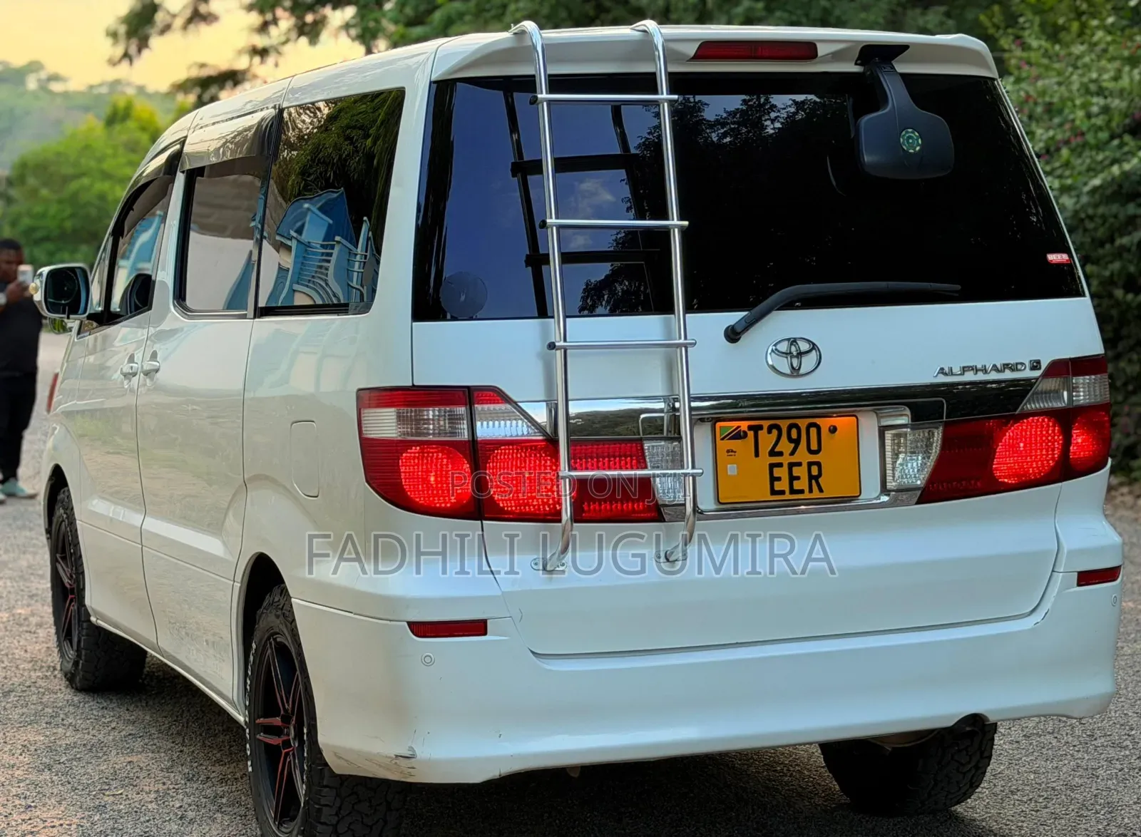 Toyota Harrier 2005 White