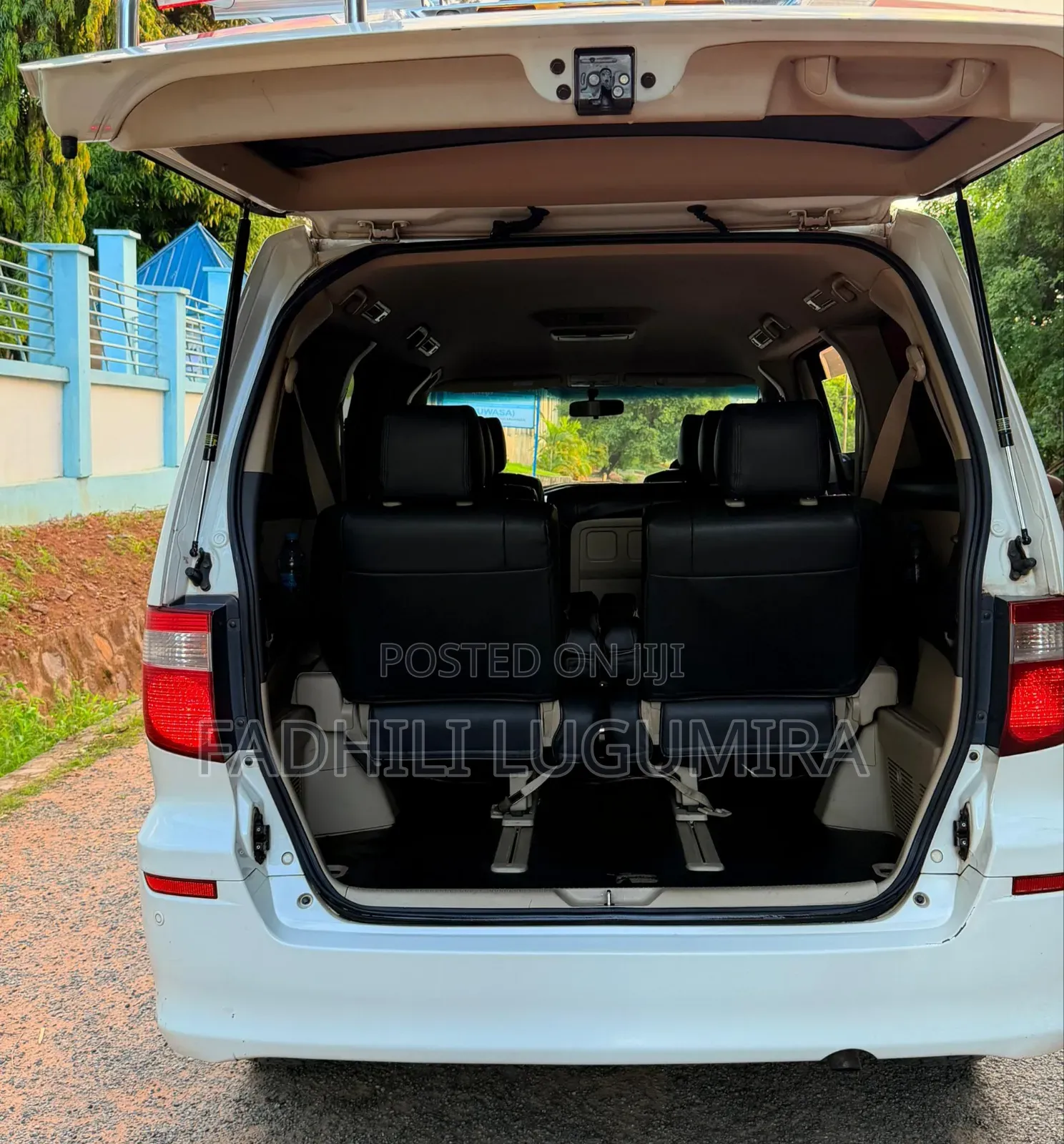 Toyota Harrier 2005 White