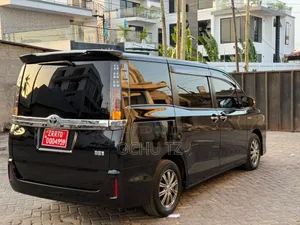 Toyota Voxy 2016 Black