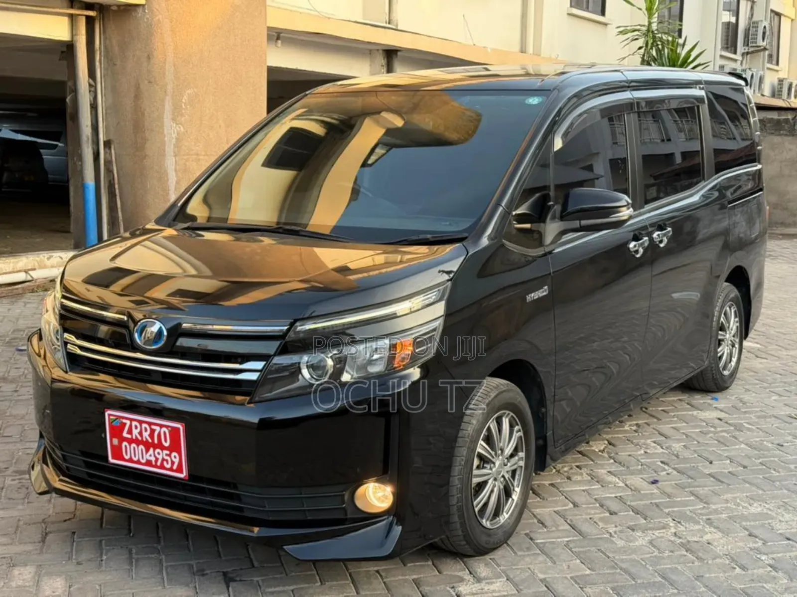 Toyota Voxy 2016 Black