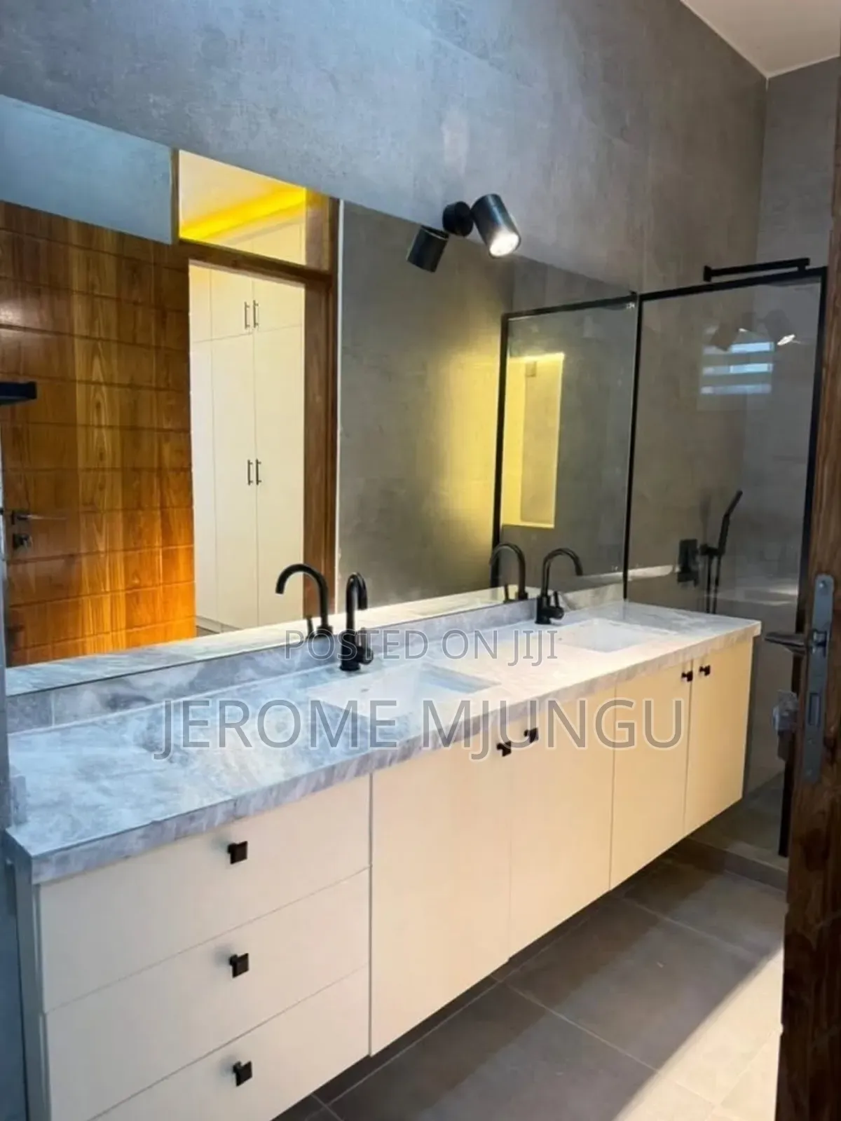 Furnished 5bdrm Villa in Masaki for rent