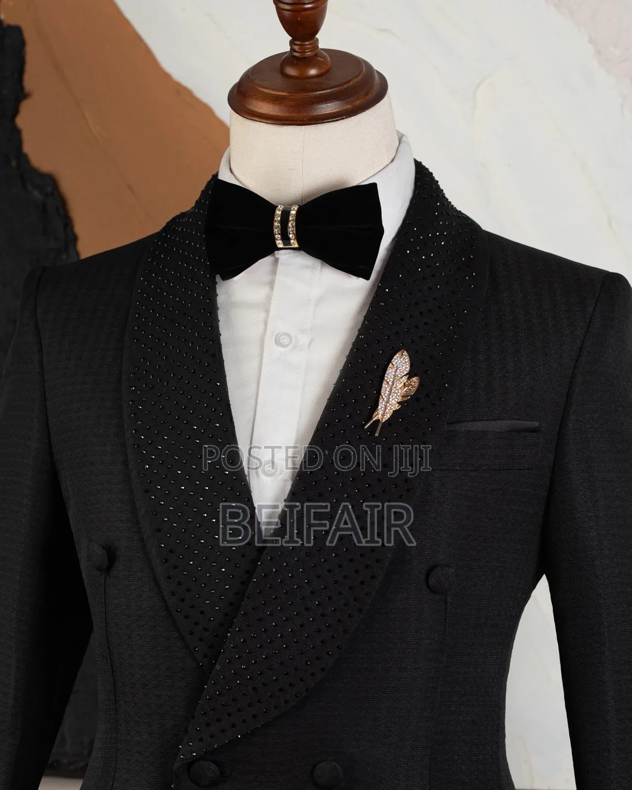 Black Stoney Taxedo Suit