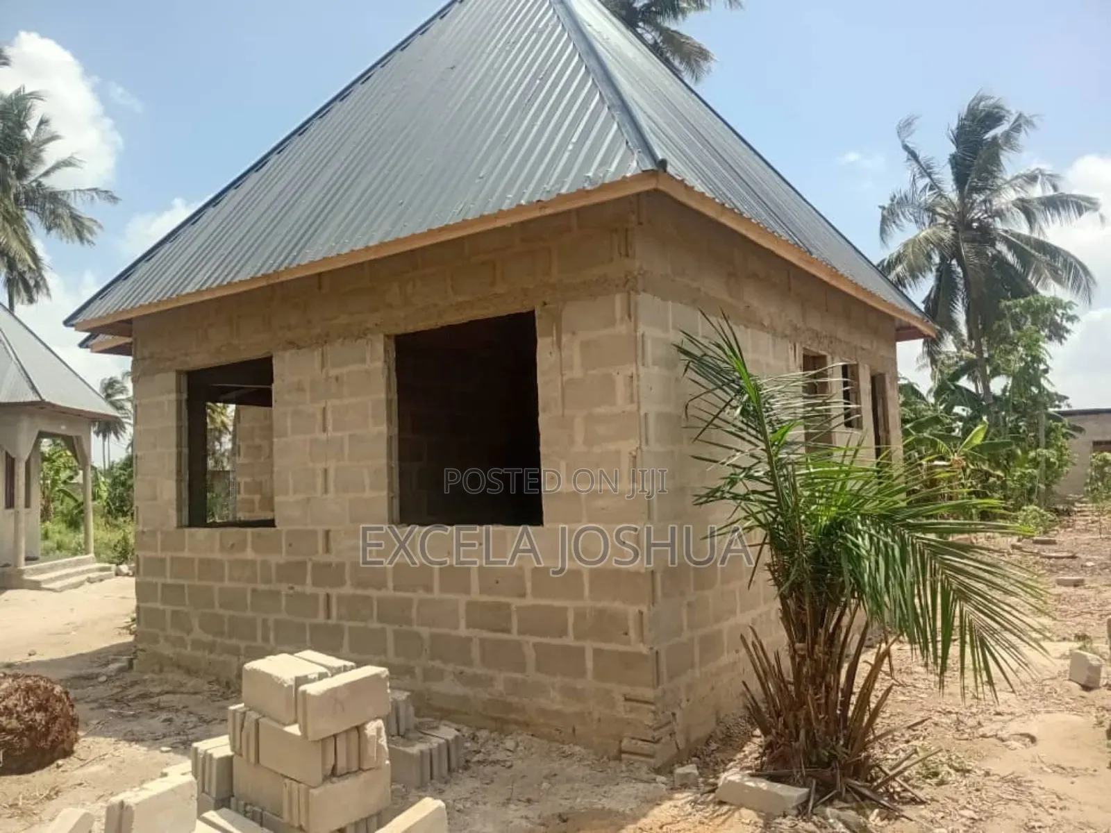 3bdrm House in Excela Joshua, Msongola for sale