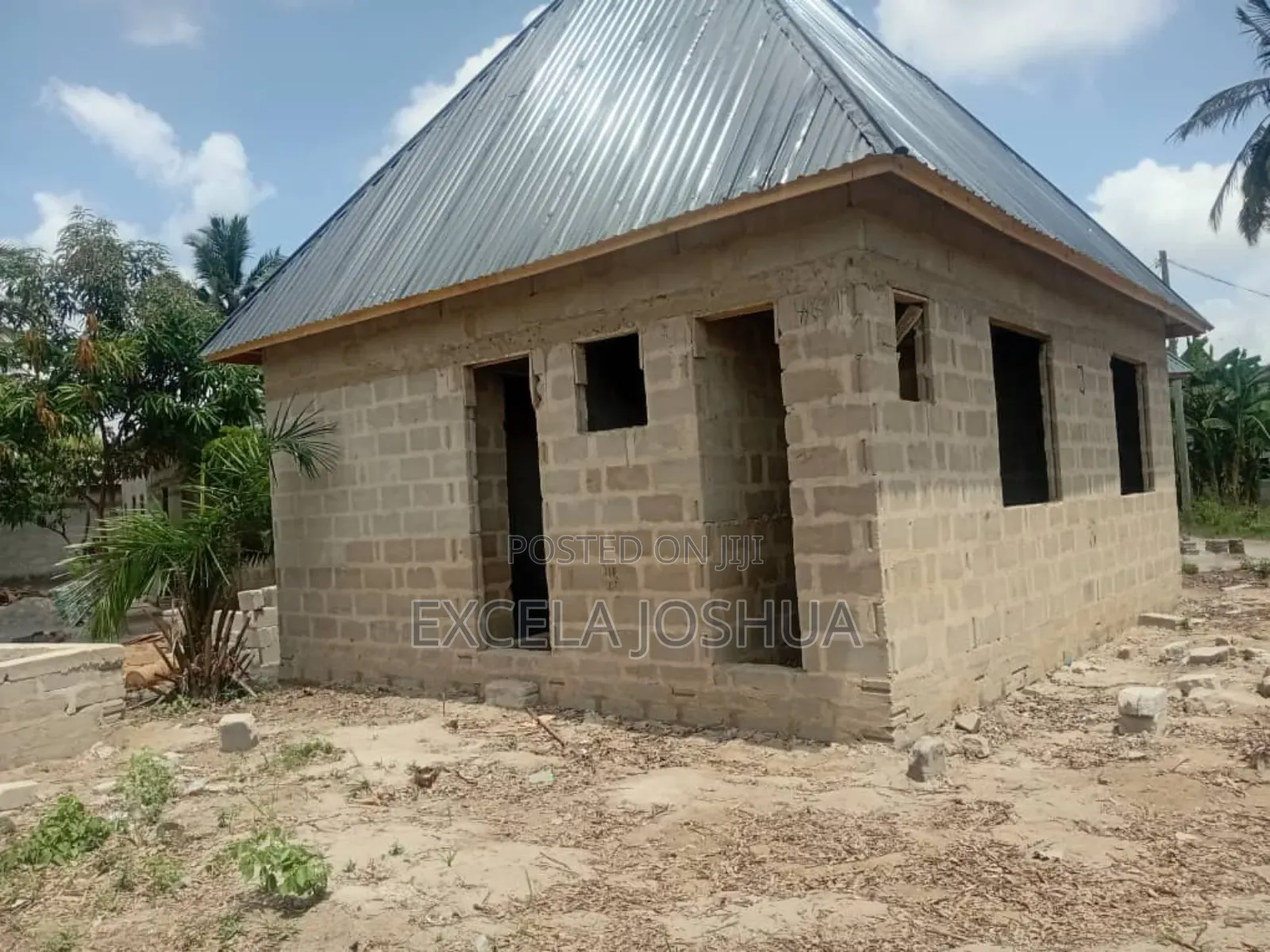 3bdrm House in Excela Joshua, Msongola for sale
