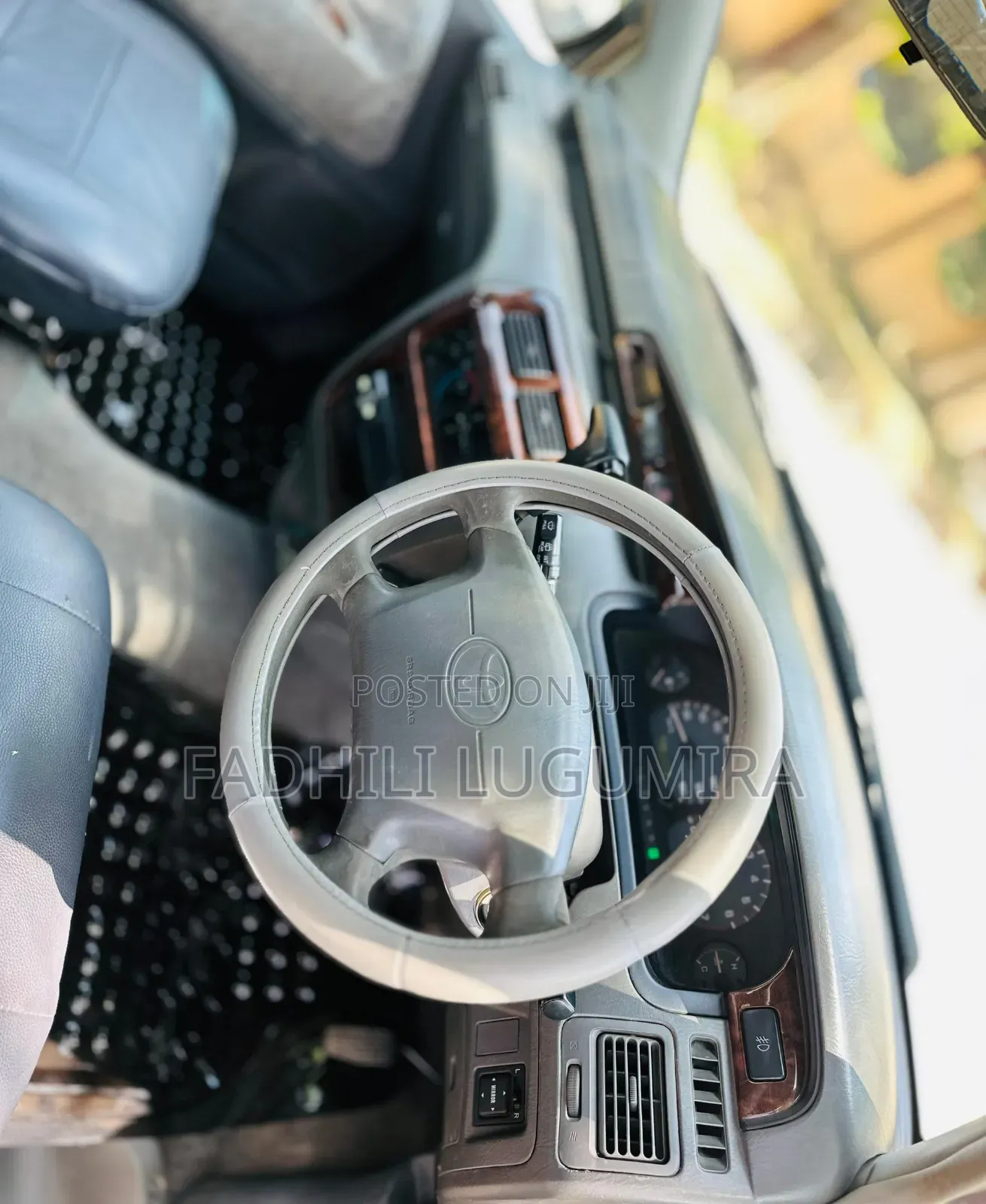Toyota Noah 2001 Silver