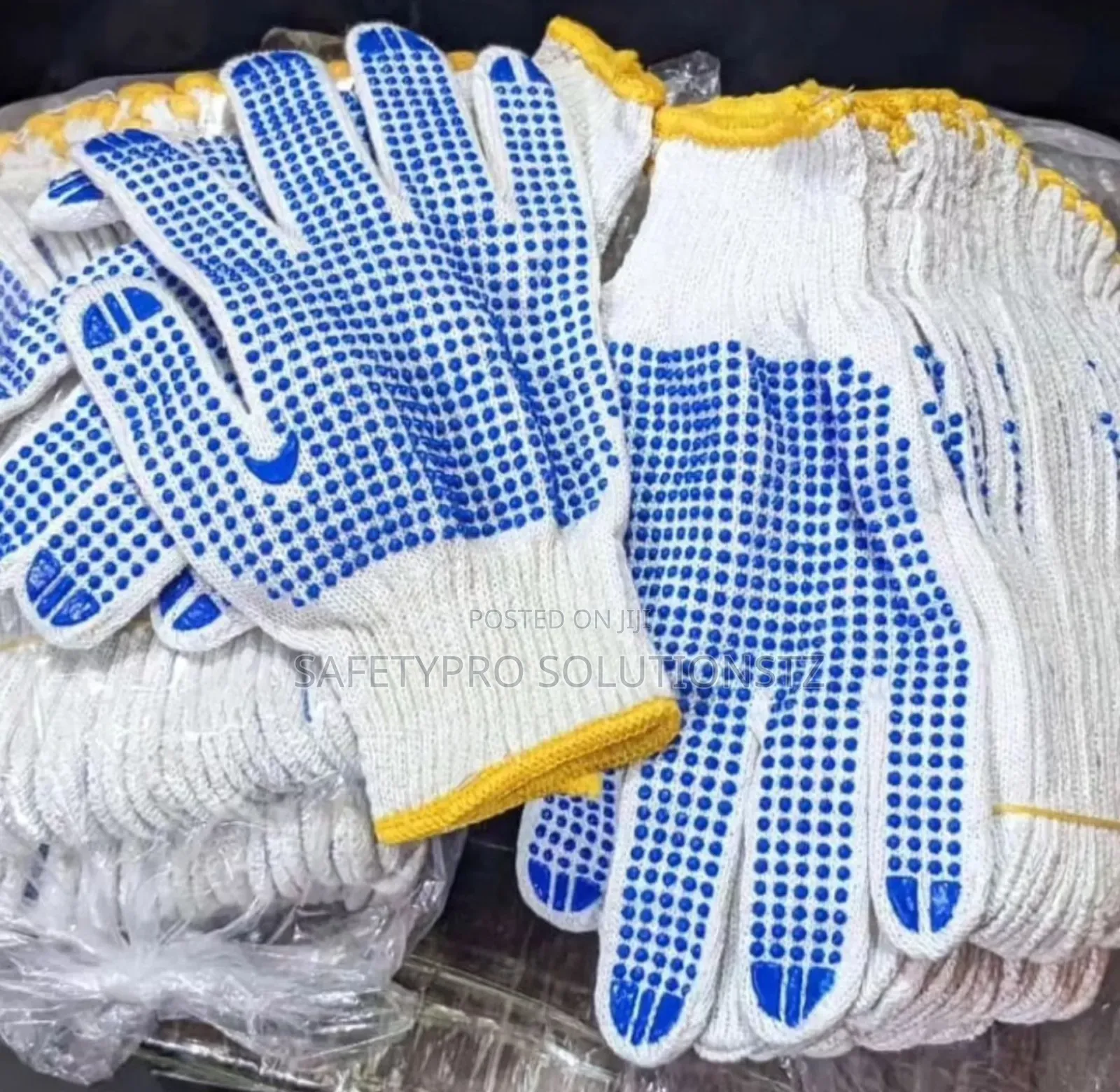 Cotton Dotted Gloves