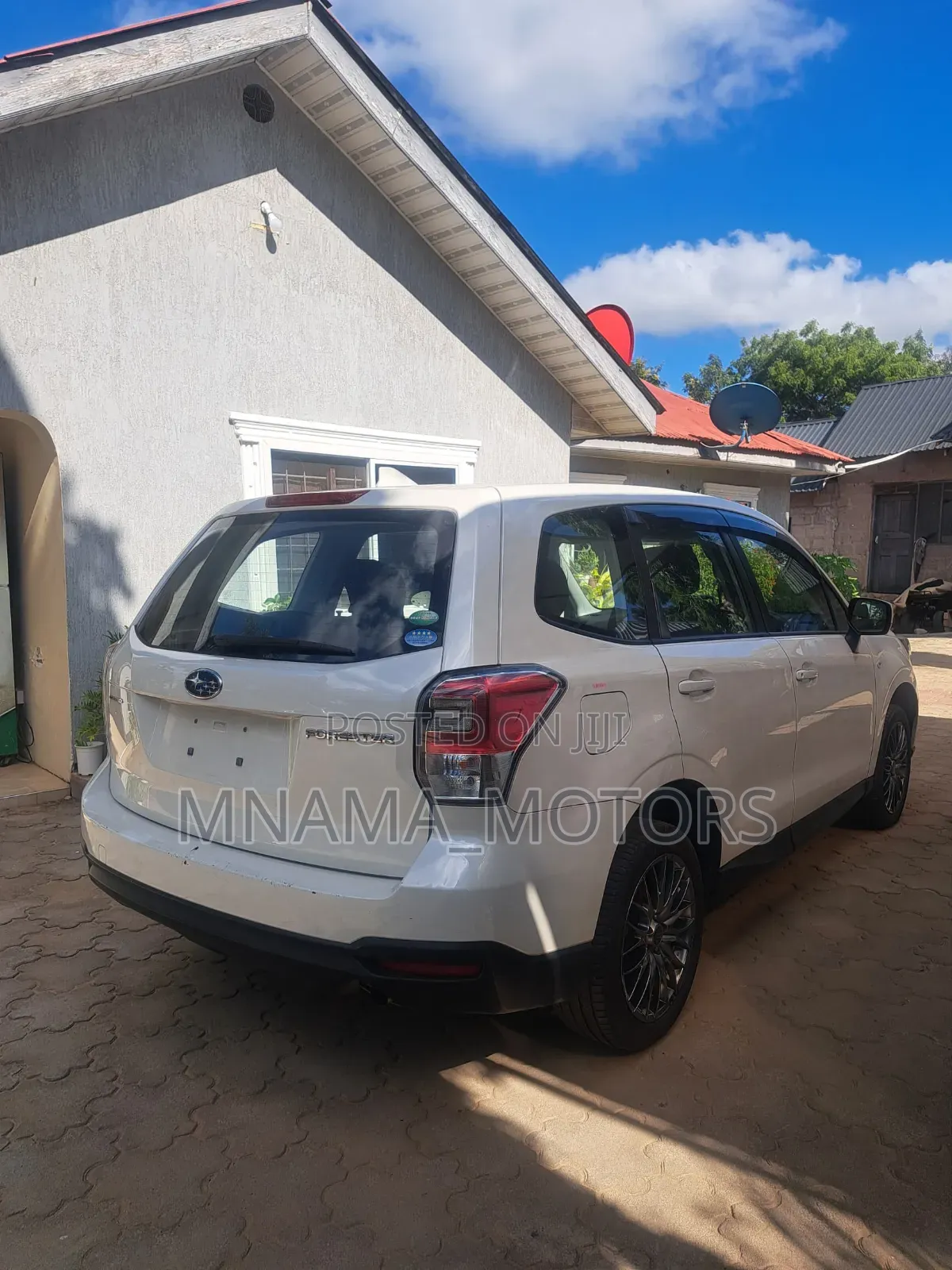 Subaru Forester 2.0XT Premium AWD 2016 White