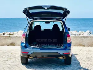 Subaru Forester 2011 Blue