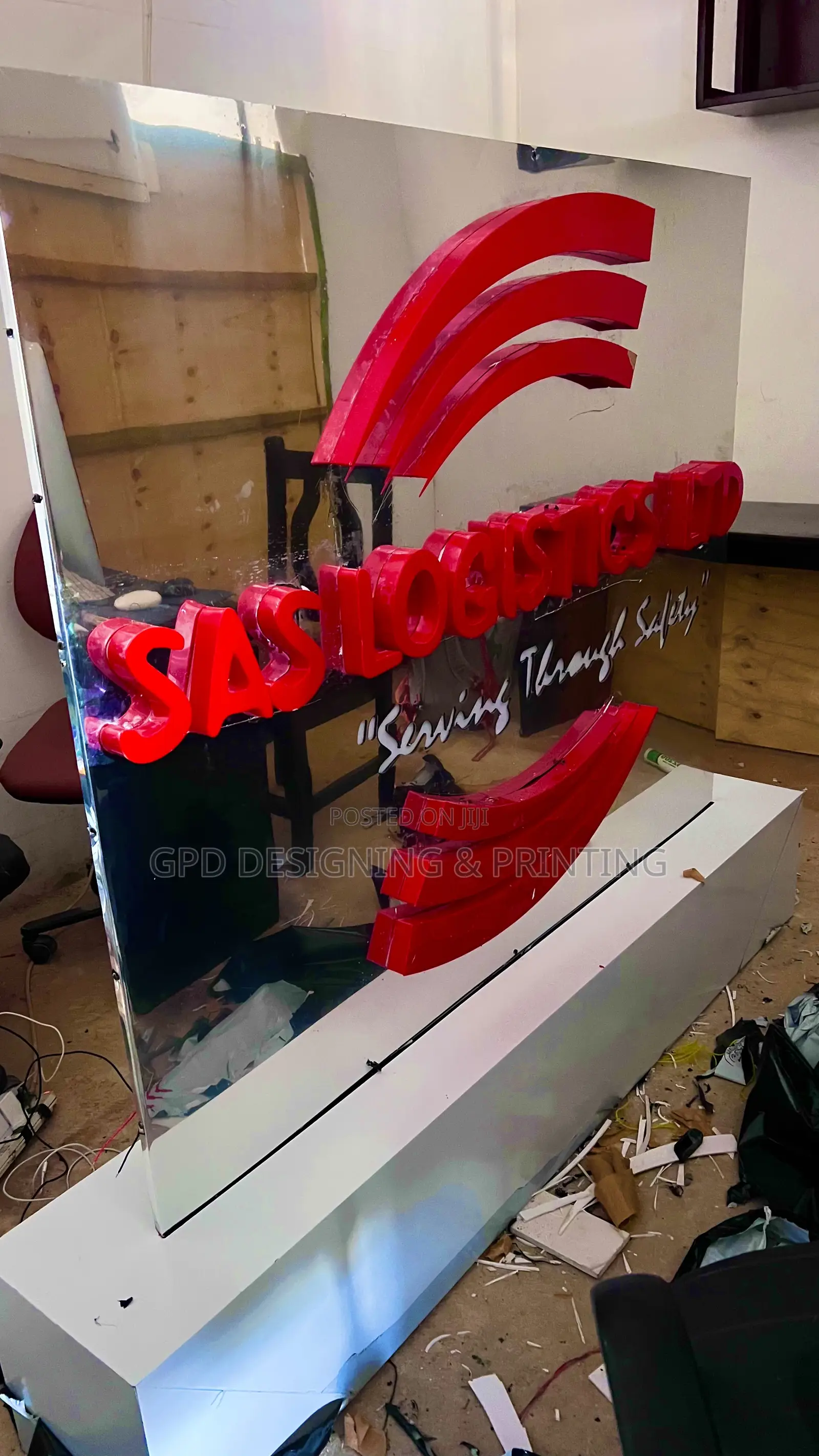 Acrylic and 3d Design