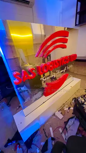 Acrylic and 3d Design