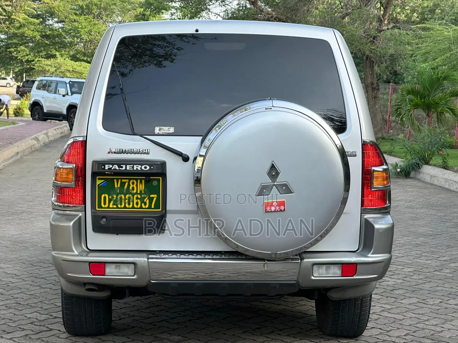 Mitsubishi Pajero 2002 Silver