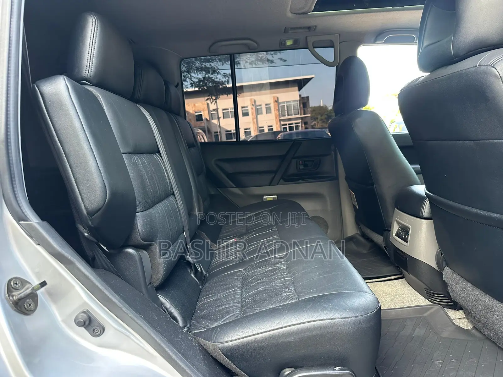 Mitsubishi Pajero 2002 Silver